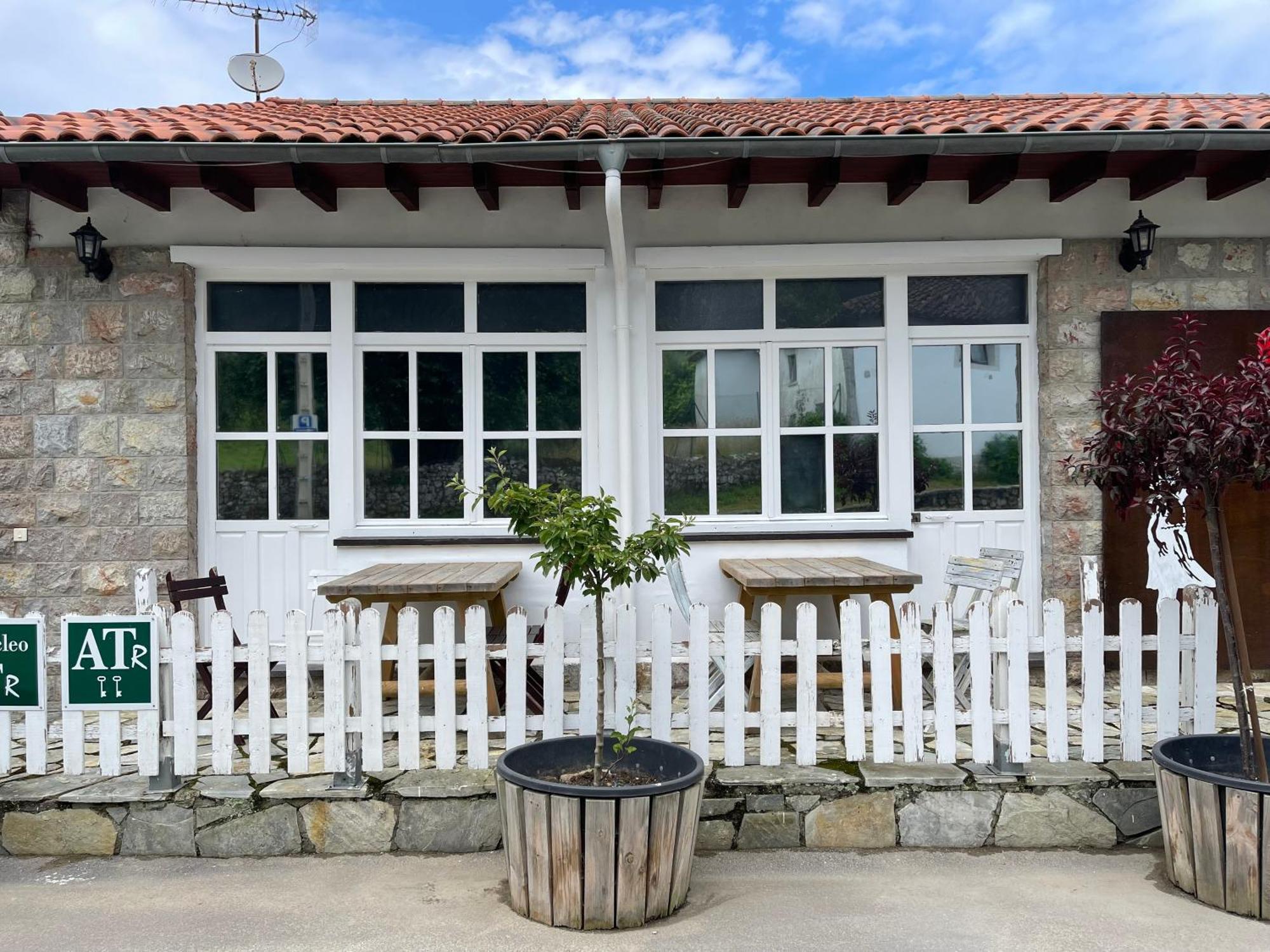 Hostel Gulpiyuri Llanes Villahormes Exterior photo